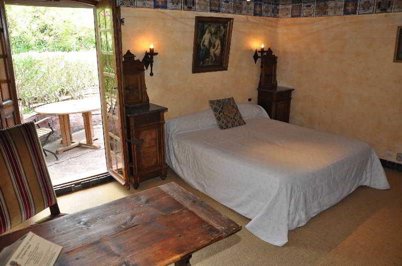Chateau Hotel La Vignette Haute Auribeau-sur-Siagne Exteriér fotografie